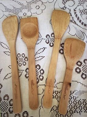 Pampered Chef Bamboo Utensil Set - Light Brown